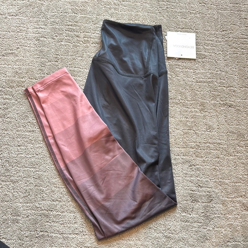 Beyond Yoga Black and Pink Leggings Ombré Design